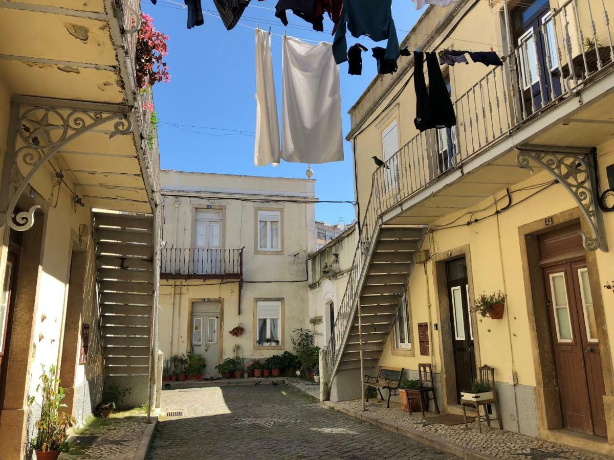 The Back Street Nest Apartment Lisbon Exterior photo